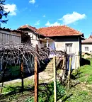 Къща във Враца, с. Лесура