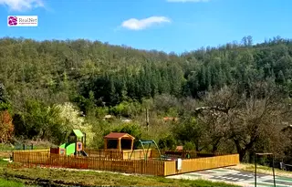 Къща в Перник, с. Лобош
