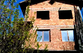 Къща в Кюстендил, с. Лозно