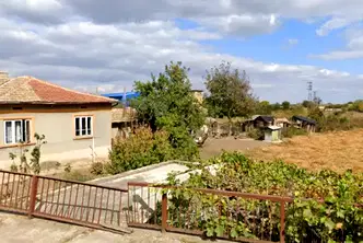 Къща в Добрич, с. Люляково