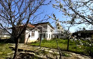 Къща в Търговище, с. Маково