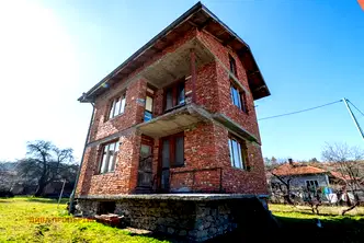 Къща в София, с. Марица
