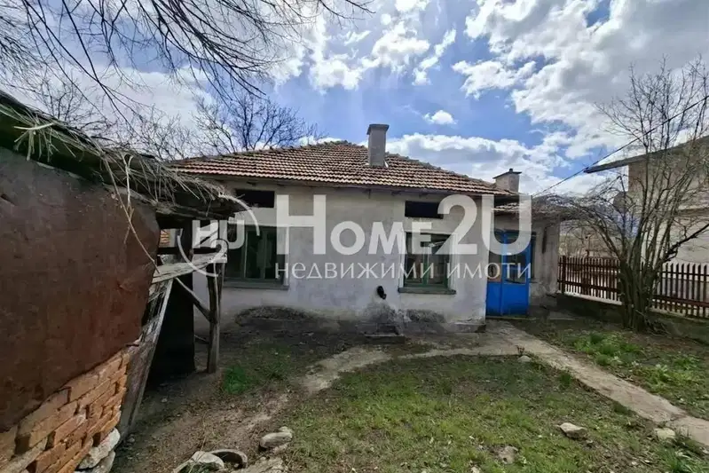 House in област София, Marica