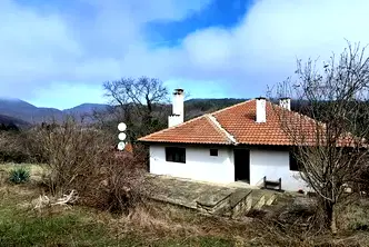 Къща в Сливен, с. Медвен