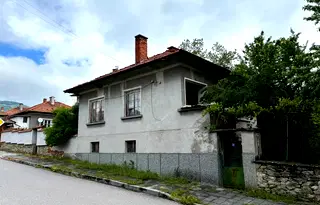 Къща в София, с. Мирково