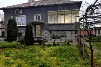 Къща в Пазарджик, с. Мирянци