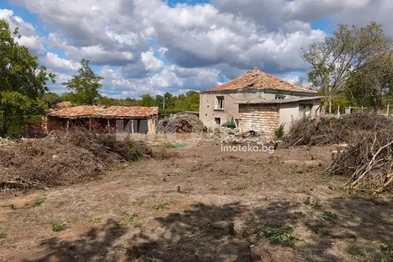 House in Oblast Varna, с. Момчилово