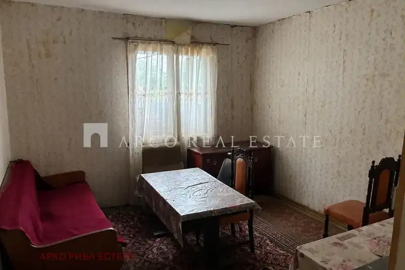 House in област София, Musachevo