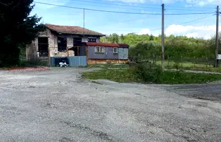 Къща в София, с. Начево