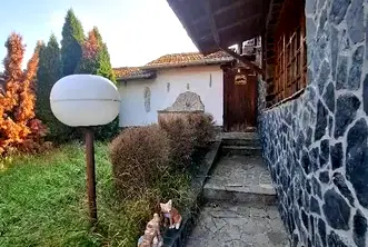 Къща в Перник, с. Неделково