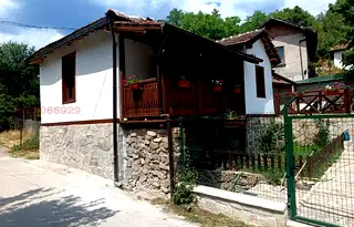 Къща в Перник, с. Неделково