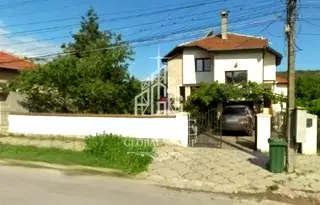 Къща в Русе, с. Николово
