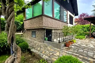 Къща в Русе, с. Николово