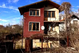 Къща в Перник, с. Ноевци