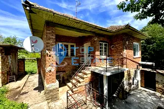 Къща във Велико Търново, с. Нова Върбовка