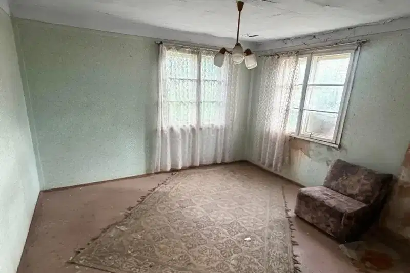 House in област София, Opicvet