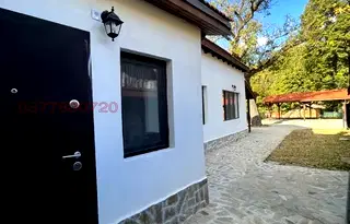 Къща в Ловеч, с. Орешак