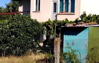Къща в Бургас, с. Орлинци