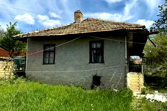Къща в Разград, с. Осенец