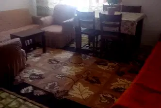 Къща в Кърджали, с. Островица