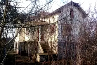 Къща във Велико Търново, с. Патреш