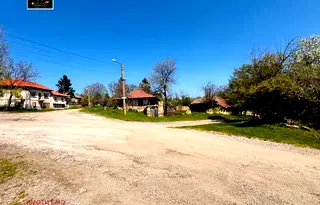 Къща в Русе, с. Пет кладенци