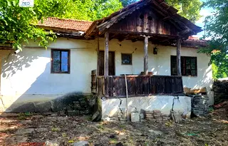 Къща в Габрово, с. Петко Славейков