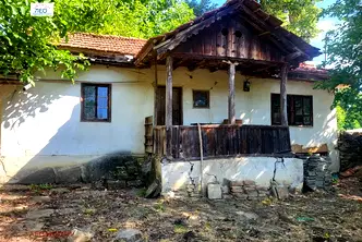 Къща в Габрово, с. Петко Славейков