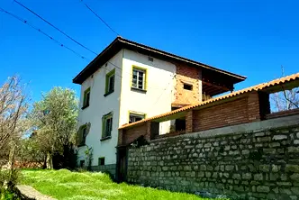Къща в Плевен, с. Петърница