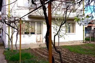 Къща в Кюстендил, с. Пиперков чифлик