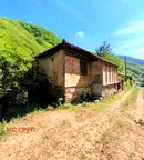 Къща в Благоевград, с. Пирин