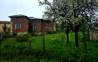 Къща в Хасково, с. Плевун