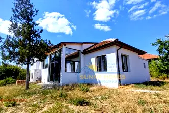 Къща във Велико Търново, с. Поликраище
