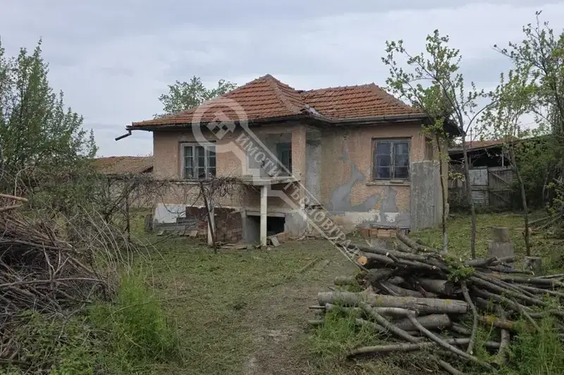 House in Oblast Veliko Tyrnovo, Polikraishte