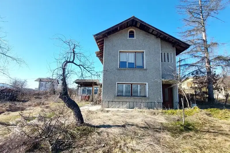 Къща в Габрово, с. Поповци