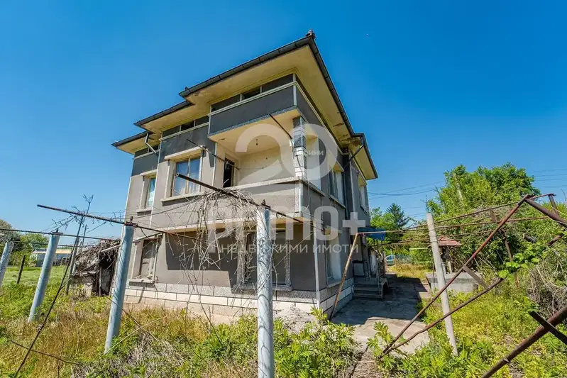 House in Oblast Veliko Tyrnovo, Pyrvomaici