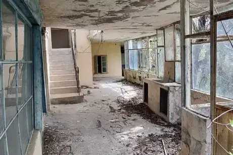 Едноетажна къща с гараж в с. Радинград, област Разград
