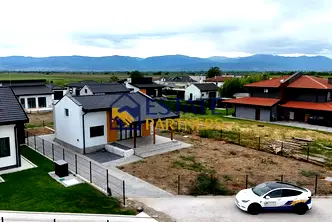 Къща в Пловдив, с. Радиново