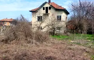 Къща във Враца, с. Ракево