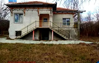 Къща в София, с. Равнище