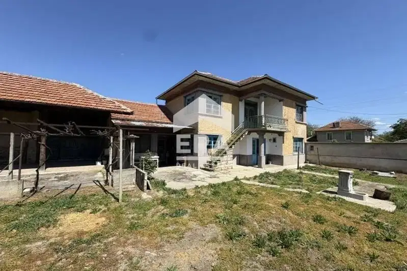 House in Oblast Veliko Tyrnovo, Resen