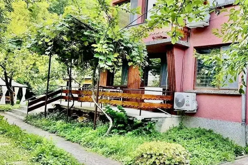 House in Oblast Lovech, Ribarica