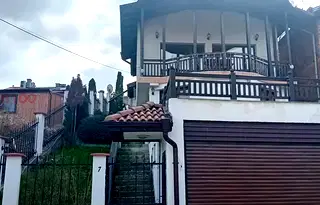 Къща в Перник, с. Рударци