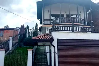 Къща в Перник, с. Рударци