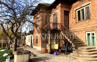 Къща във Велико Търново, с. Русаля