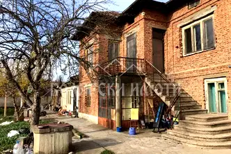 Къща във Велико Търново, с. Русаля