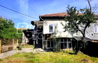 Къща в Габрово, с. Ряховците