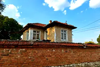 Къща в Русе, с. Сандрово