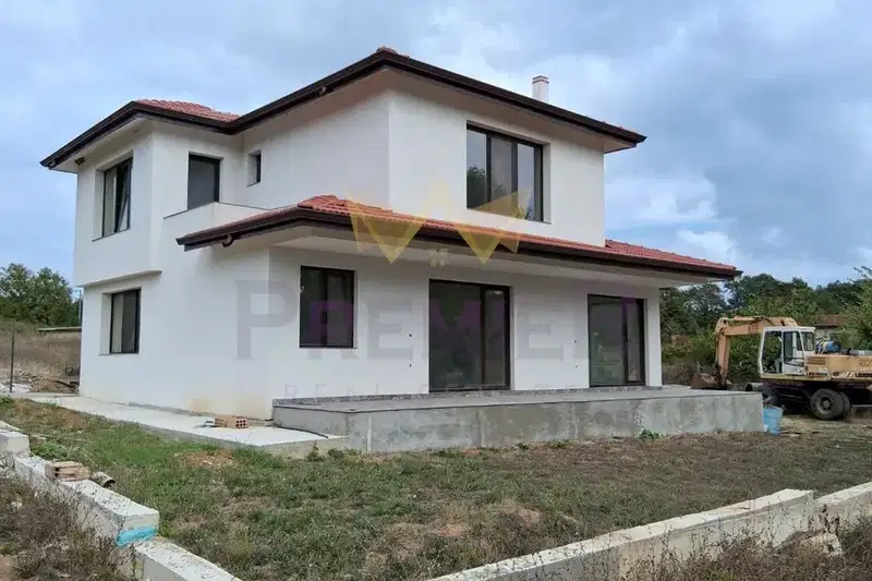 Къща във Варна, с. Шкорпиловци