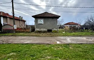 Къща в Русе, с. Щръклево
